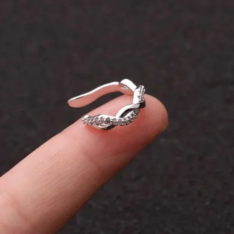 Metal Leaf Ear Cuff – Stylish Non-Pierced Earrings