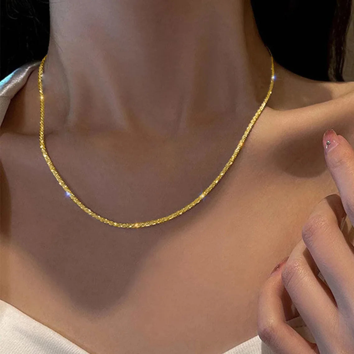 Shiny Pendant for Women - high quality - classic