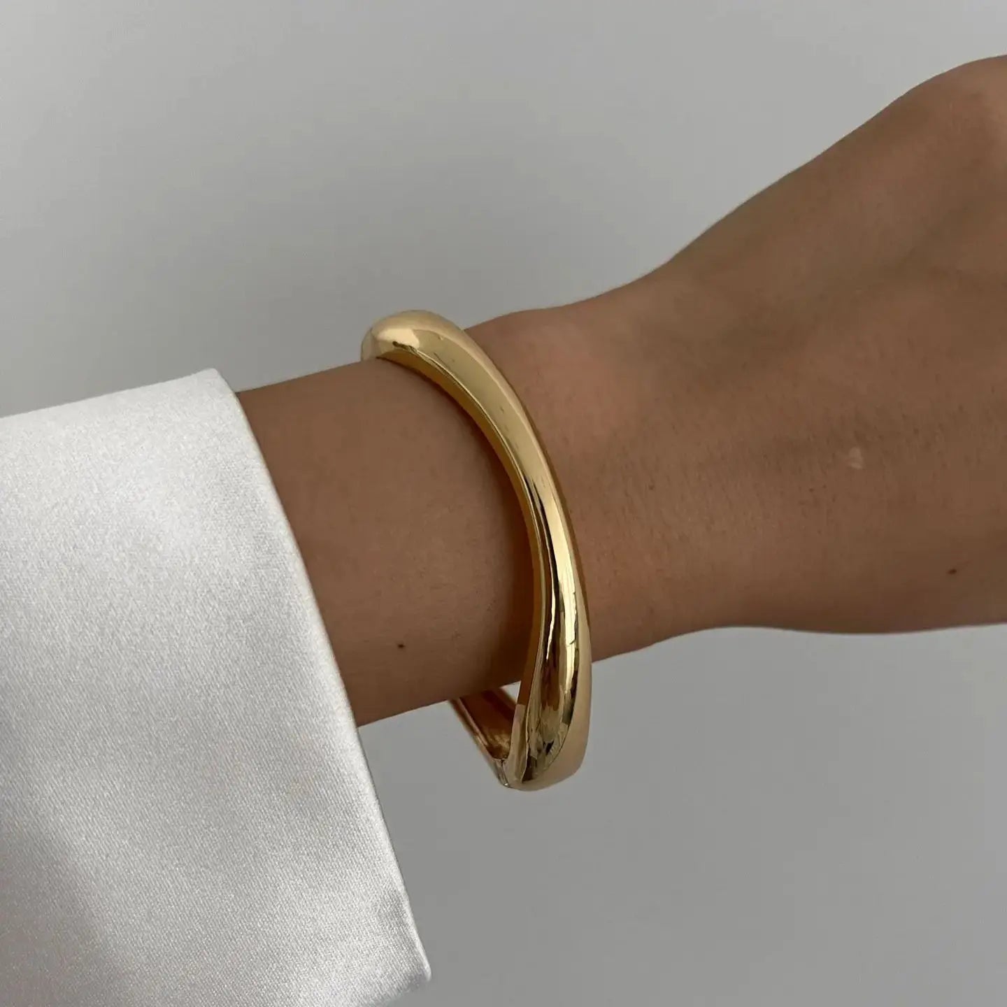 Geometric Metal Cuff – Vintage Gold & Silver Bangles
