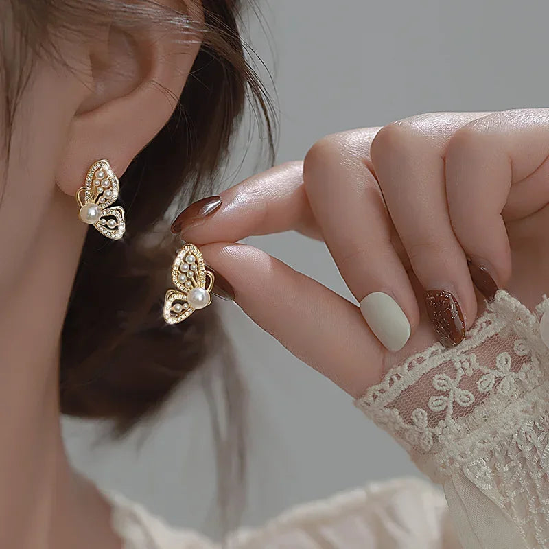 Long Flower Pearl Earrings with Rhinestones – Elegant Jewelry, with a celestial style