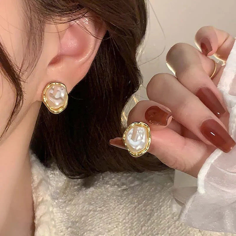 Trendy Geometric Pearl Drop Earrings – Chic Jewelry for Women