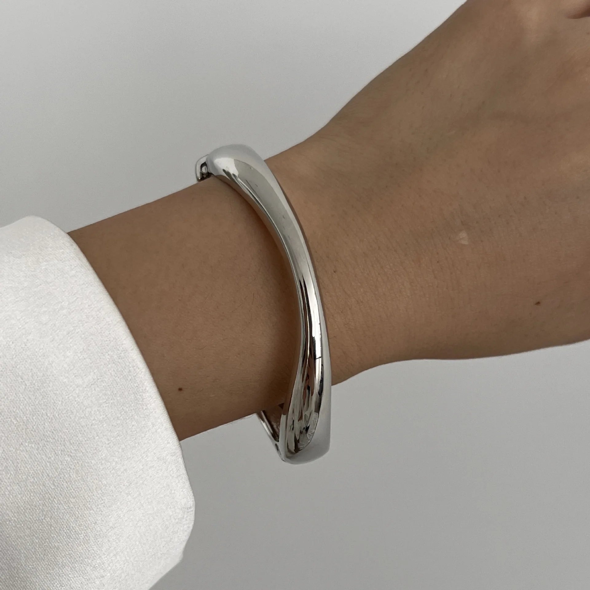 Geometric Metal Cuff – Vintage Gold & Silver Bangles