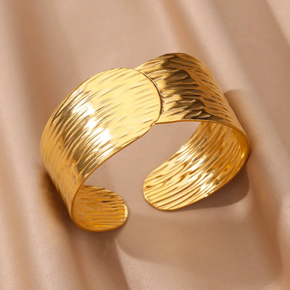 Wide stainless steel bracelets for women, golden luxury, high quality