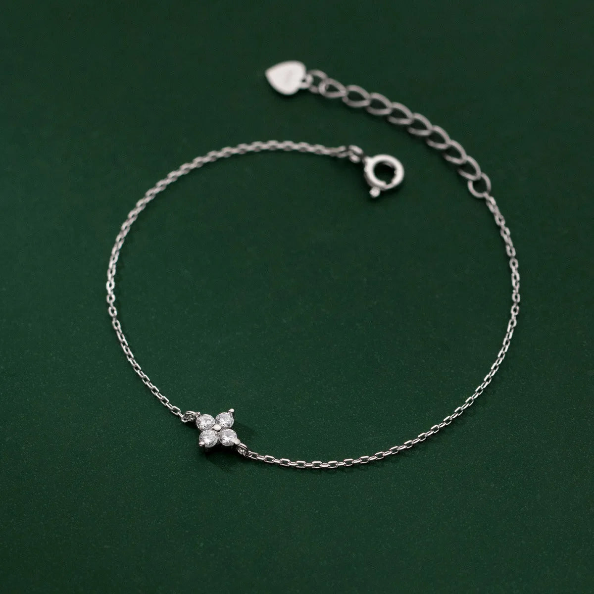 Crystal Flower Stainless Steel Bracelet and Necklace – Elegant Women’s Jewelry Gif