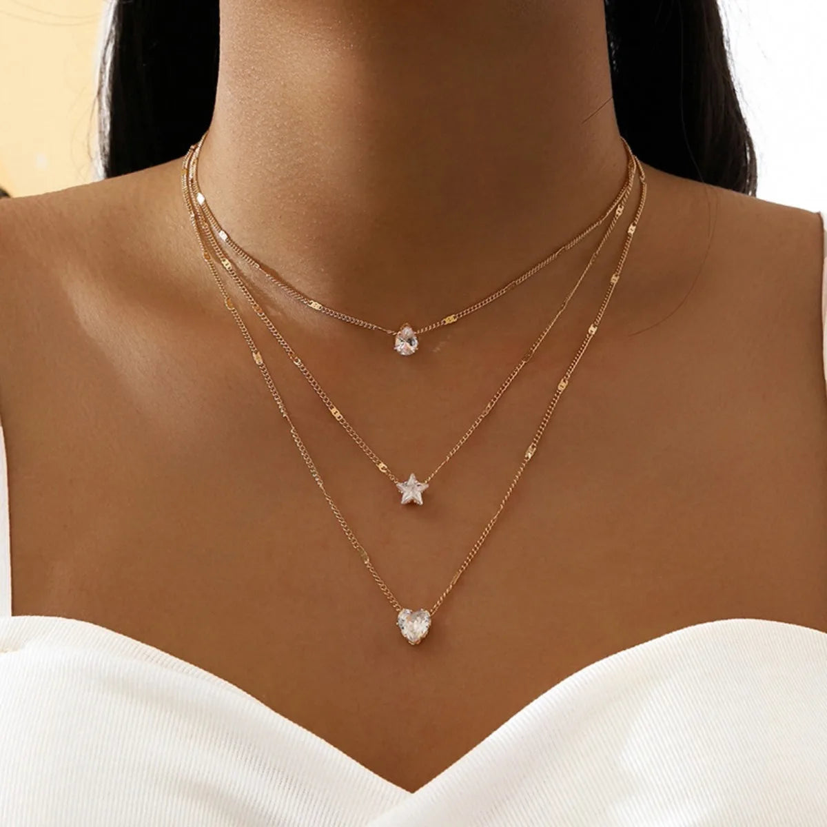 Chain Necklace with Pendant - High quality and refined style