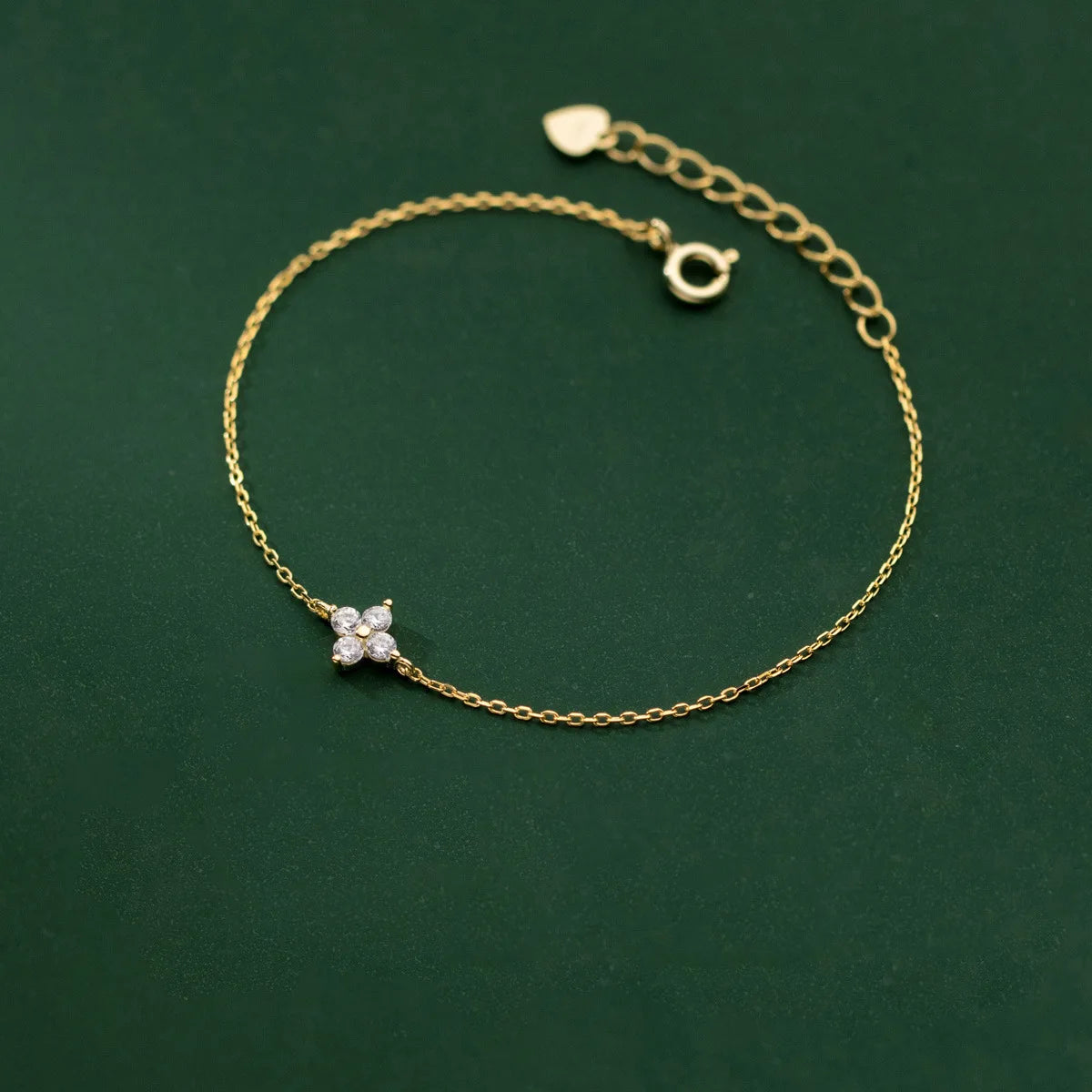 Crystal Flower Stainless Steel Bracelet and Necklace – Elegant Women’s Jewelry Gif
