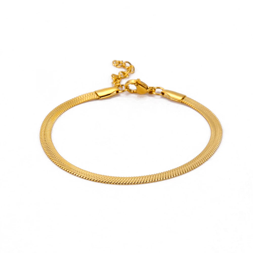 Elegant Gold Chain Bracelet – Timeless Stainless Steel Jewelry