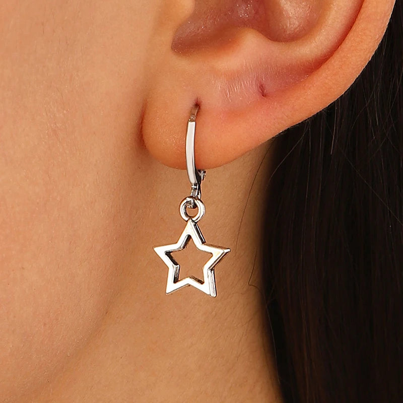 Brincos Mini Hoop Estrelados – Joias de Férias Femininas na Moda